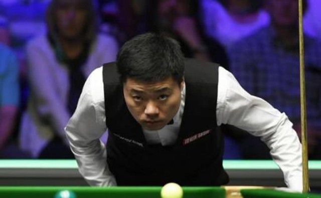 太阳报：瓦拉内将在明夏离开曼联，转会费1700万-2000万镑瓦拉内目前在曼联的顺位已经下滑，有消息称他有可能在冬窗就被曼联出售。